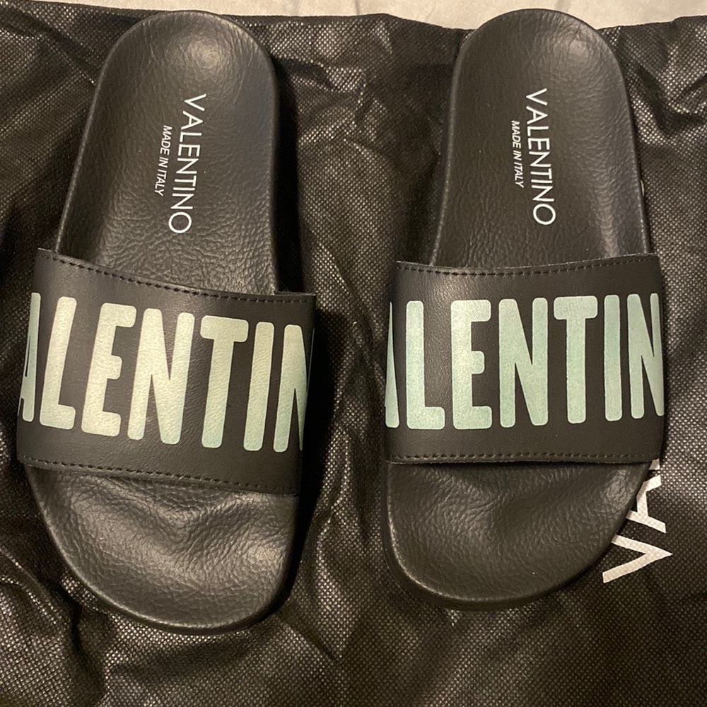 Valentino slides, black, size 6